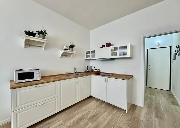 Modern Near San Siro With Free Garage