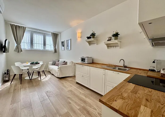 Modern Near San Siro With Free Garage